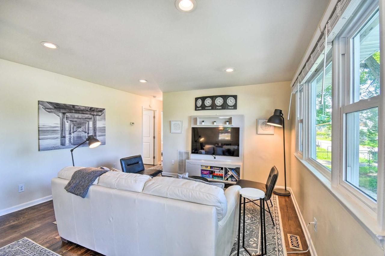 Charming Hampton Home With Yard 2 Mi To Beach! Exterior photo