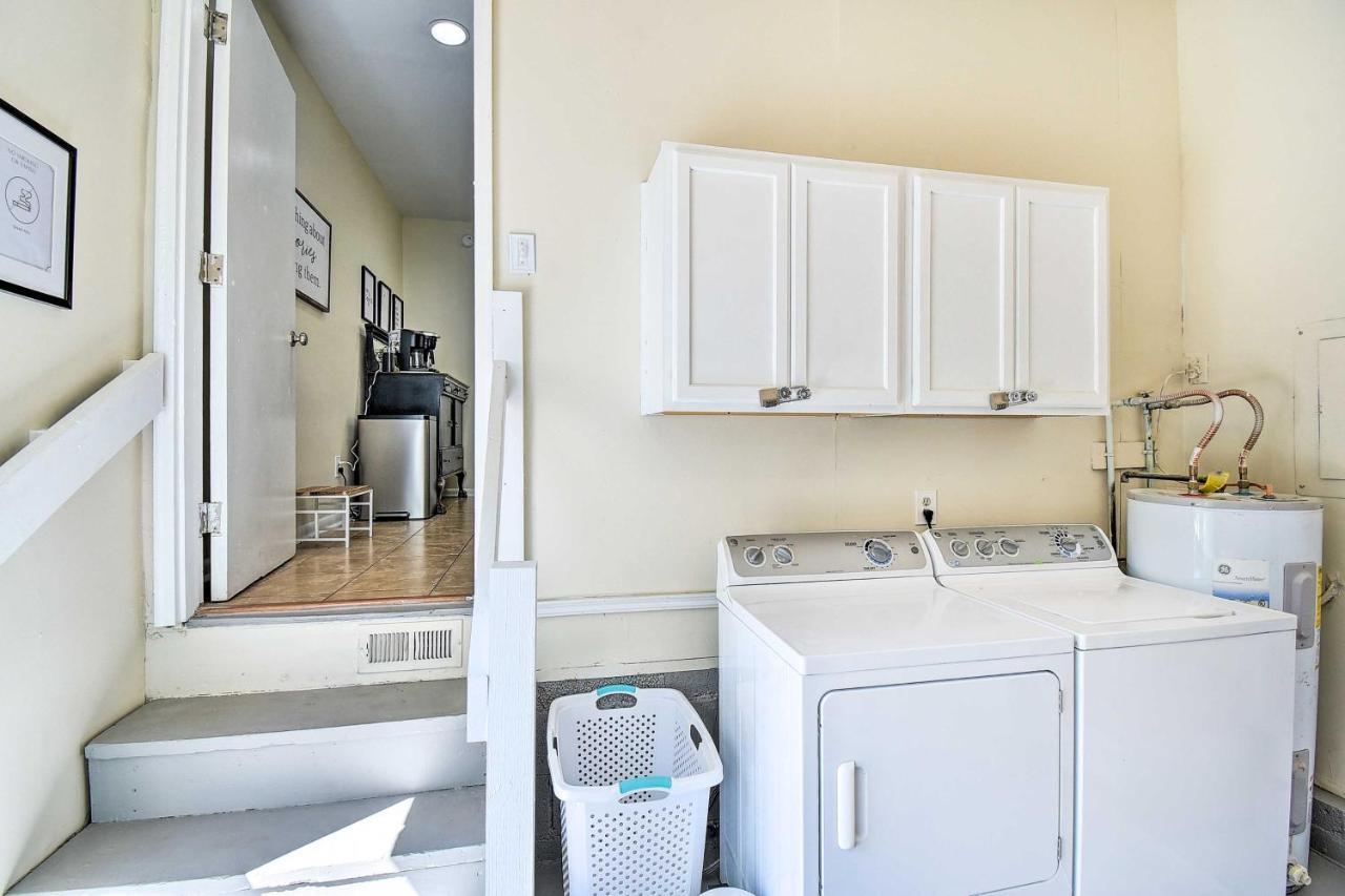 Charming Hampton Home With Yard 2 Mi To Beach! Exterior photo